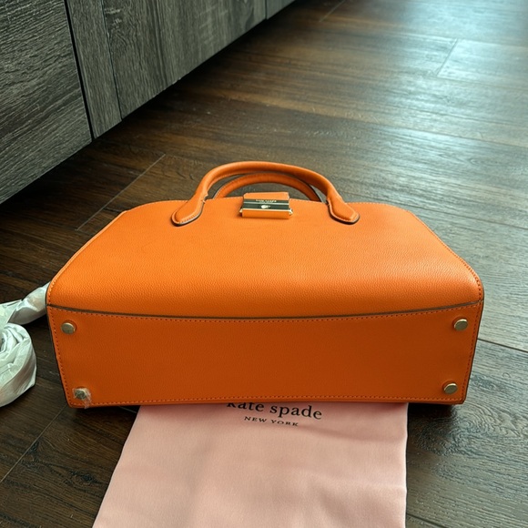 Kate Spade NWOT Voyage Small Grain Textured Leather Satchel with extra Strap. - Picture 10 of 15